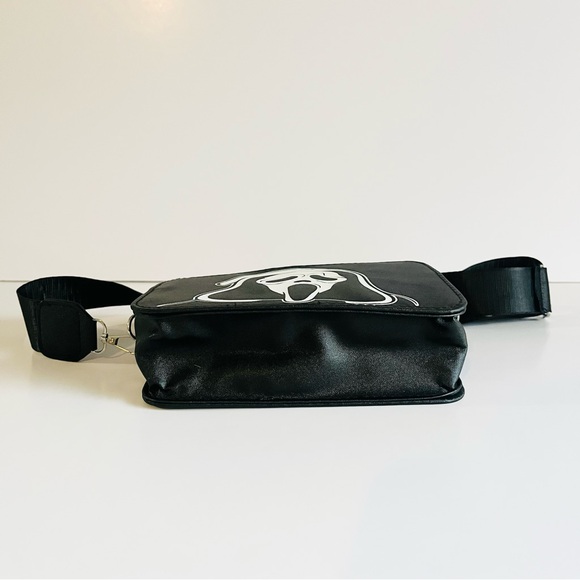 Scream Ghostface Black Crossbody Bag Adjustable Strap - Picture 4 of 8